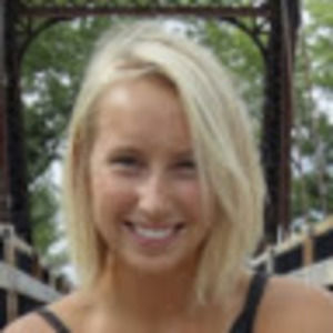 Meet your Posher, Abigail